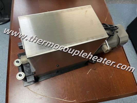 Kantenvormende machine voor keramische bandverwarming, geschikt voor het rollen van bredere staalstroken